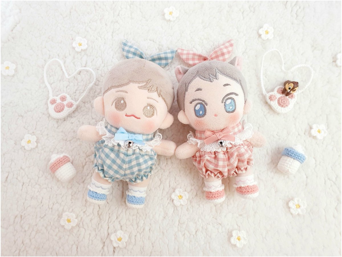 🎀체크 시리즈🎀

12월 21일 (일) PM7:00 
네이버폼으로 선착순 진행됩니다 

주문 가능한 색상과 폼링크는 
당일 PM 3:00~5:00 사이 올리겠습니다 
감사합니다:)