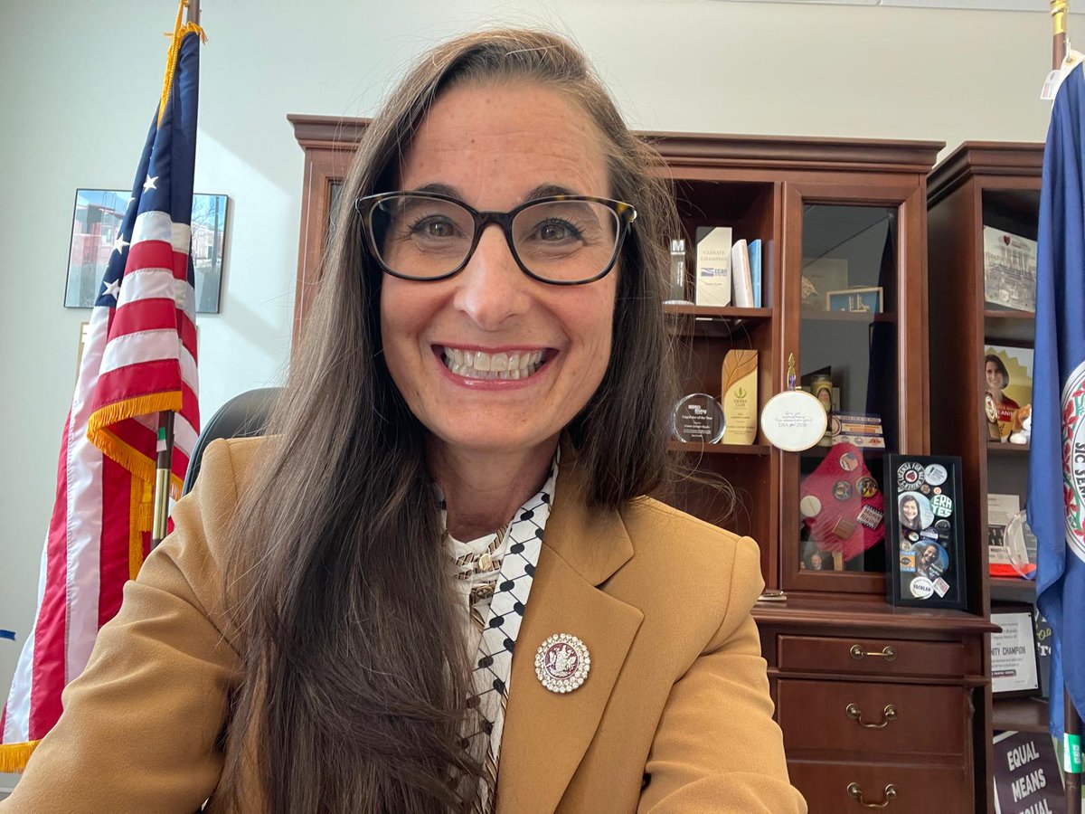 Senator Jennifer Boysko tweet media