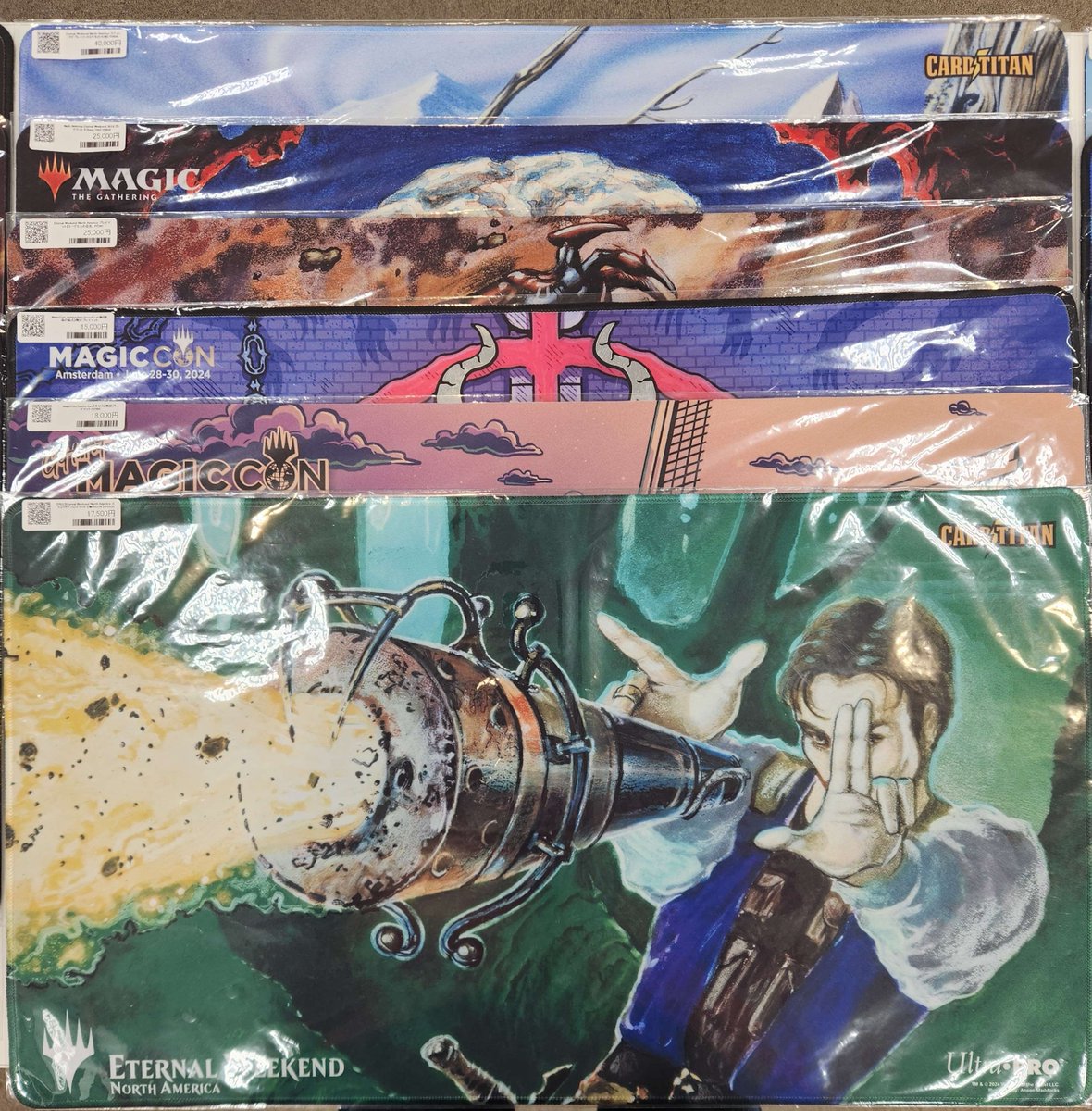 商品情報】 晴れる屋日本橋店ではプレイマットを多数販売中☀️ 今年の