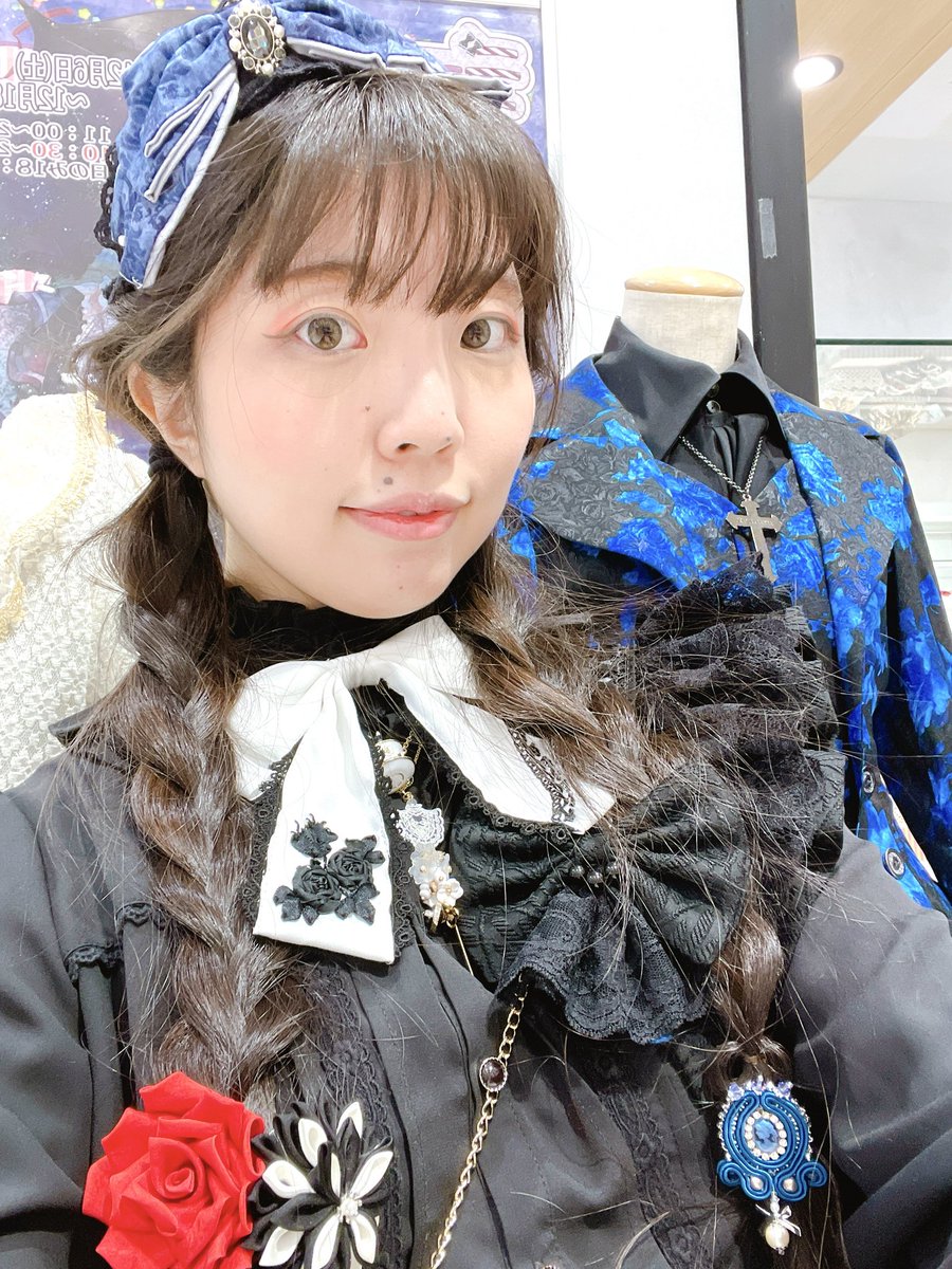 ありちゃん様❋ハンドメイドリボン❋ 今日のコーデ👗✨ 白黒リボン Ribbon Box様 バッグ marchenmerry様