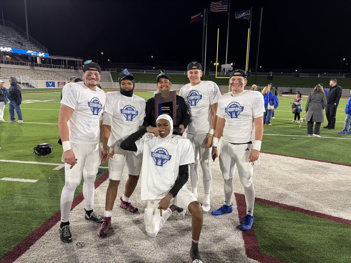 DylanVanDyke8's tweet photo. 2025 National Champion 💍 https://t.co/5YAVMox1xf
