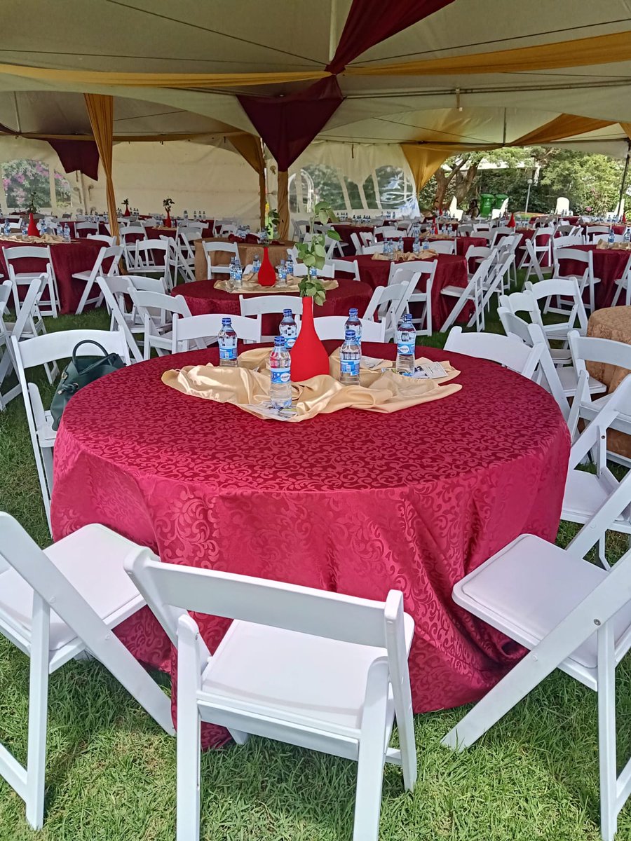 <a href="/EdwinNgany/">Edwin Nganyi</a> Good morning, am chef 
These is my art . If you see THESE appears on your timeline I ask for retweet. Merry Xmas.