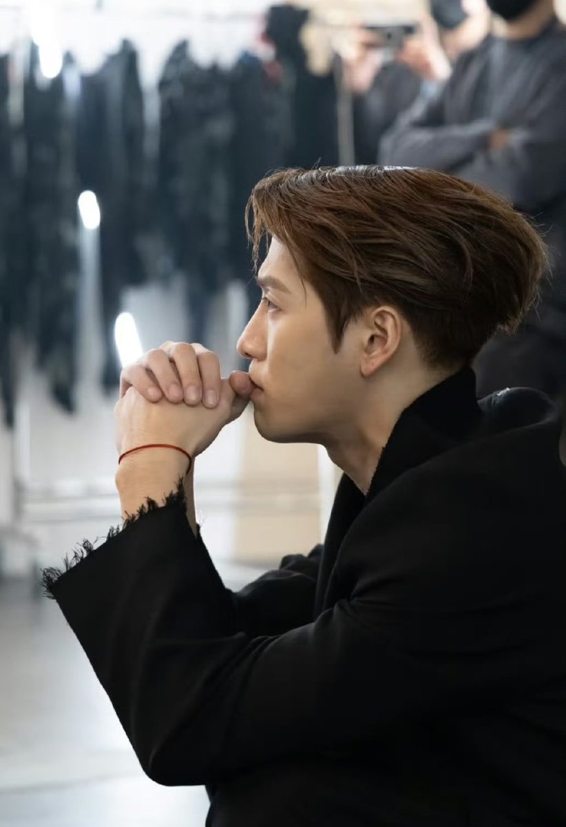 ᴇᴍᴍɪɪᴇ 王 •♪.☘︎ ݁˖ tweet media