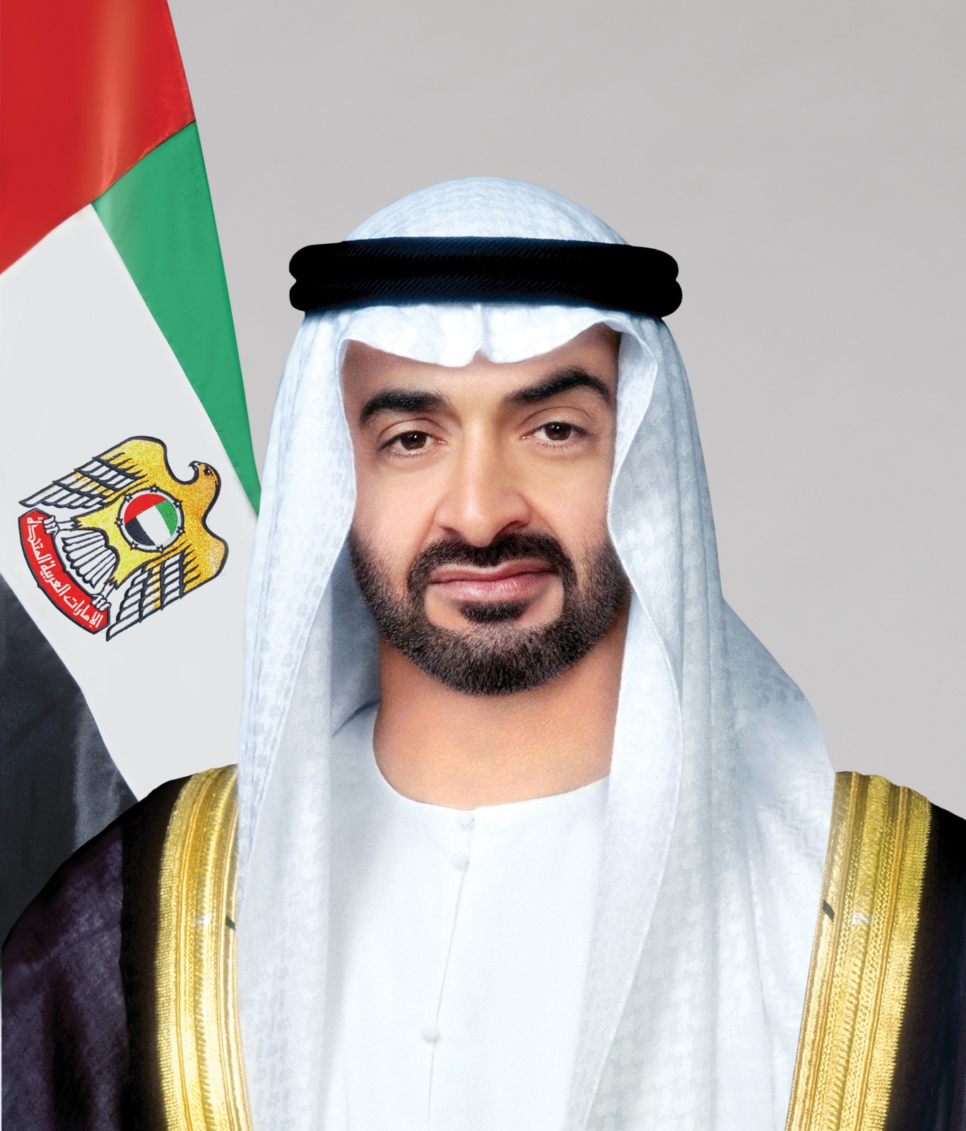محمد بن زايد: أهنئ أخي الشيخ تميم بن حمد والشعب القطري الشقيق بمناسبة اليوم الوطني، داعياً الله تعالى أن يديم على قطر الفرحة والعزة والازدهار. مناسبة نجدد فيها الاعتزاز بروابط التاريخ المشترك والأخوة الراسخة، ونتطلع إلى مستقبل تتسع فيه آفاق التعاون فيما بيننا لما فيه الخير والنماء للبلدين والشعبين والمنطقة. #مركز_الاتحاد_للأخبار 