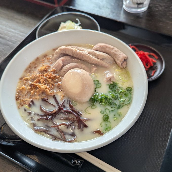 今日のおひる
・もつ煮らーめん 