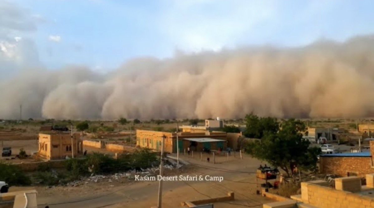 moini_565's tweet photo. Redefining the Aravallis is environmental suicide. Destroy them, and North India pays with toxic air, water scarcity, and extreme heat.
#SaveAravalli https://t.co/BsjkTIX8WV