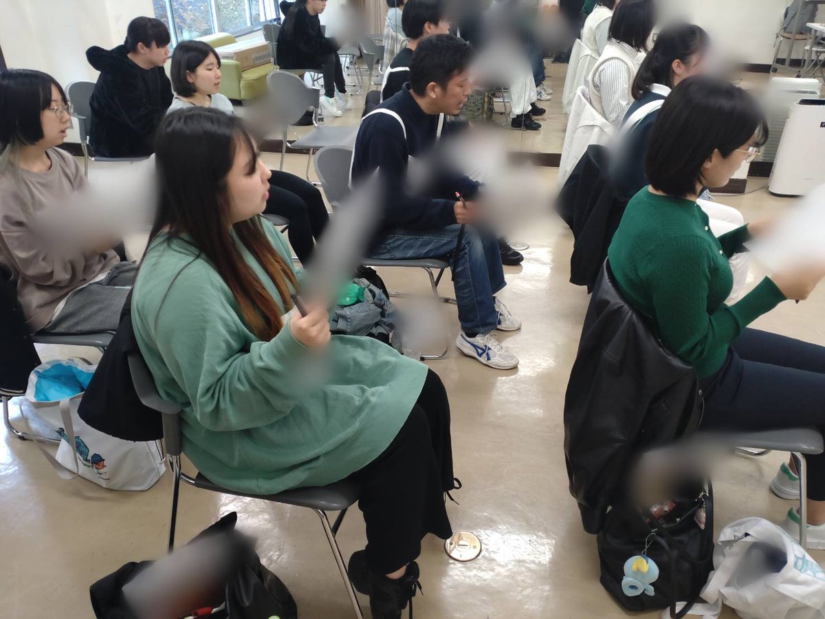 ボーカルレッスンが行われました！
テンポが速く、歌詞が難しい曲に苦戦していましたが、食らいついていました！
#BAO #声優養成所