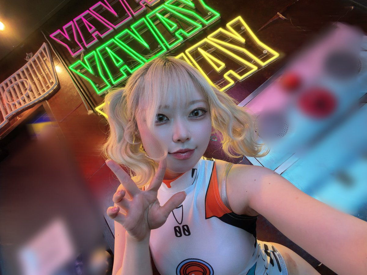 ランチ🧝🏻‍♀️バーレスクヤバイ (@launch_blq) / Posts / X