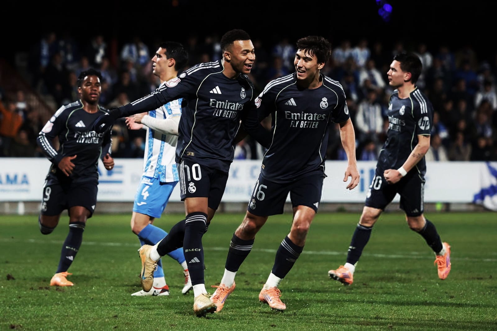 ريال مدريد يعبر تالافيرا بصعوبة ويبلغ ثمن نهائي كأس ملك إسبانيا 