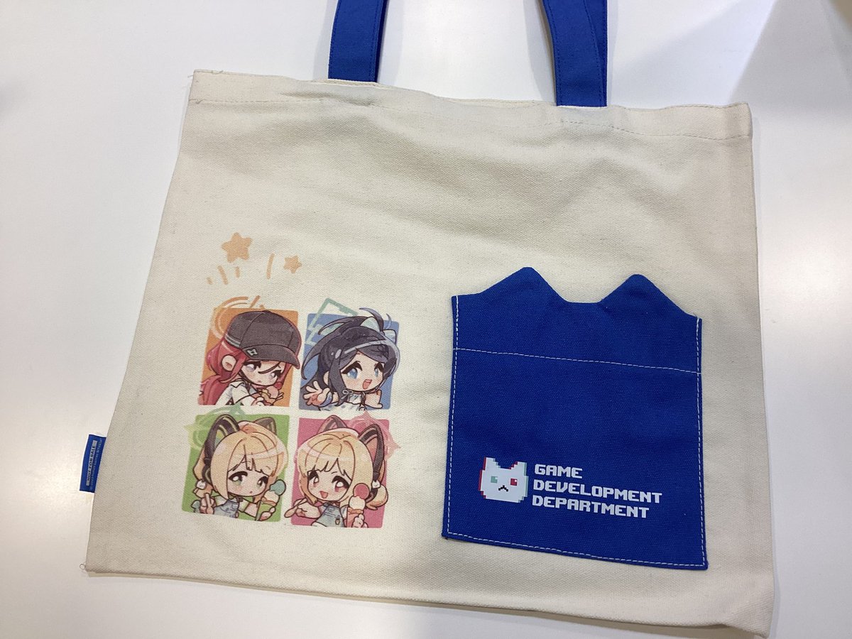 《渋谷店 商品情報》
#ブルーアーカイブ　
Yostar Shop描きおろしグッズ　
特典トートバッグ🛍️
（10,000円お買い上げ毎に1個プレゼント）

※店舗取扱いの全ブルアカ商品対象