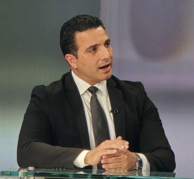 أصدر النائب إيهاب مطر البيان الآتي:
رفضًا لسياسة فرض الأمر الواقع، وانسجامًا مع موقفي الثابت، المؤتمن على أصوات أهلي في طرابلس، أعلن مقاطعتي للجلسة التشريعية المقرّرة اليوم، والمخصّصة لاستكمال مناقشة جدول أعمال جلسة التاسع والعشرين من أيلول.

تأتي هذه المقاطعة كموقف اعتراضي صريح