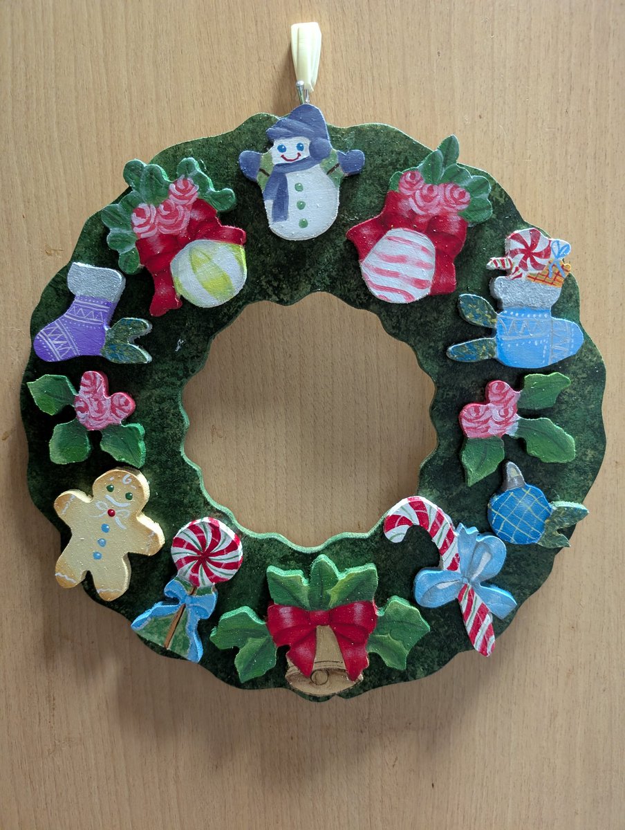 トールペイントのクリスマスリース完成しました！ なんとかクリスマス