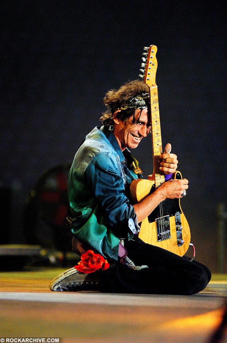 Today we celebrate <a href="/officialKeef/">Keith Richards</a> on this special day! Happy birthday, Keith - gold rings on you! 💫