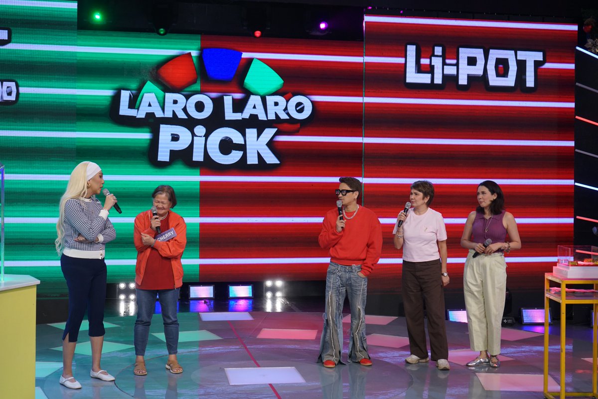 POT o LI-POT? Ano kaya ang pipiliin ni Nanay Cherry?

#ShowtimeHopeNgayongPasko #LaroLaroPick
WATCH #ItsShowtime LIVE:  
linktr.ee/itsshowtimena