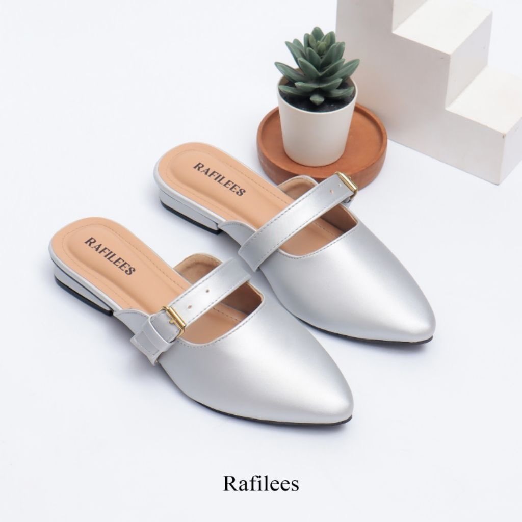 itsalyzzz's tweet photo. a thread : flat shoes

effortlessly pretty (˶˃⤙˂˶) https://t.co/Nc7sMFNFne