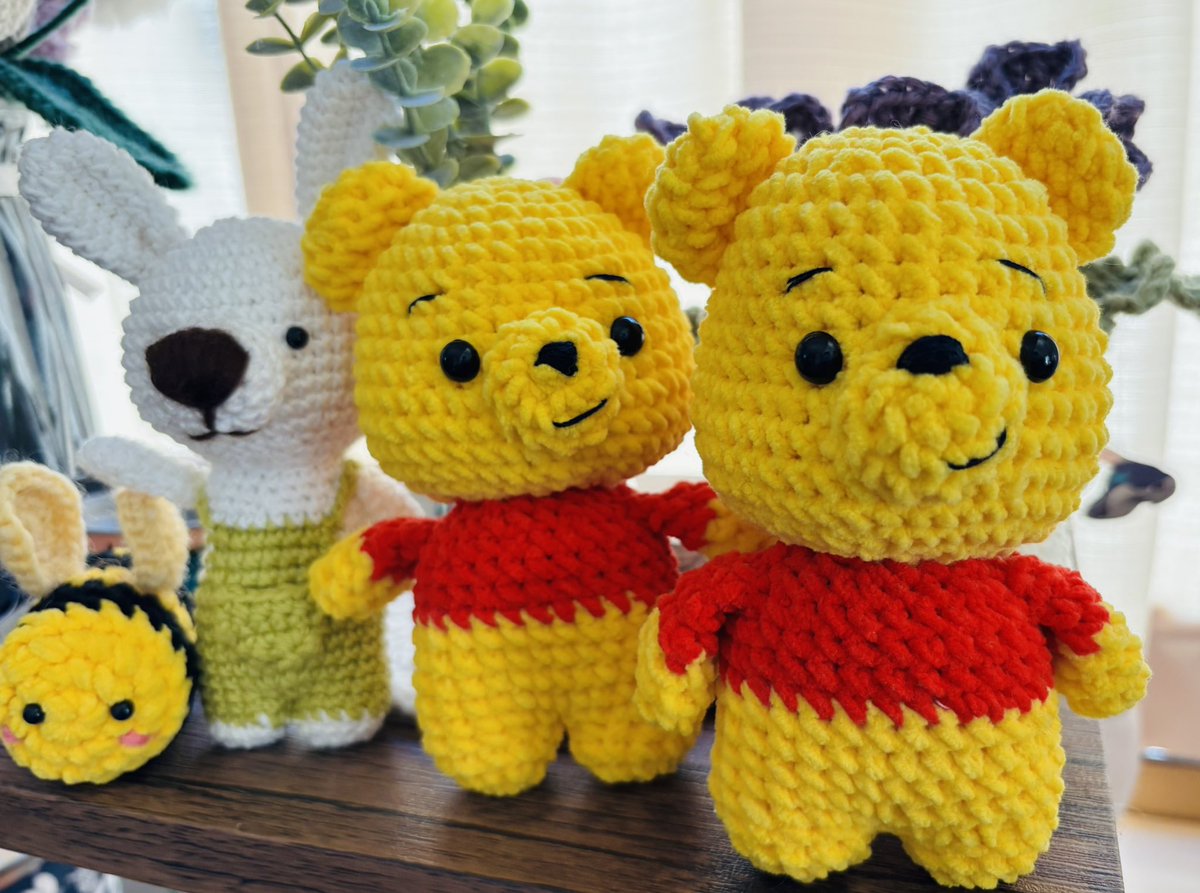 あみぐるみプーさんにうさぎさん出来た💛🧡 #編み物