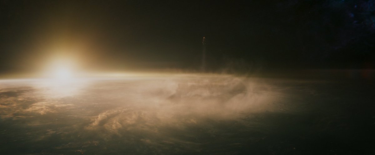 DCEUMX's tweet image. Al parecer los puntos debiles de #Supergirl fueron:

Villano genérico.
Cinematografía sin color y oscura.