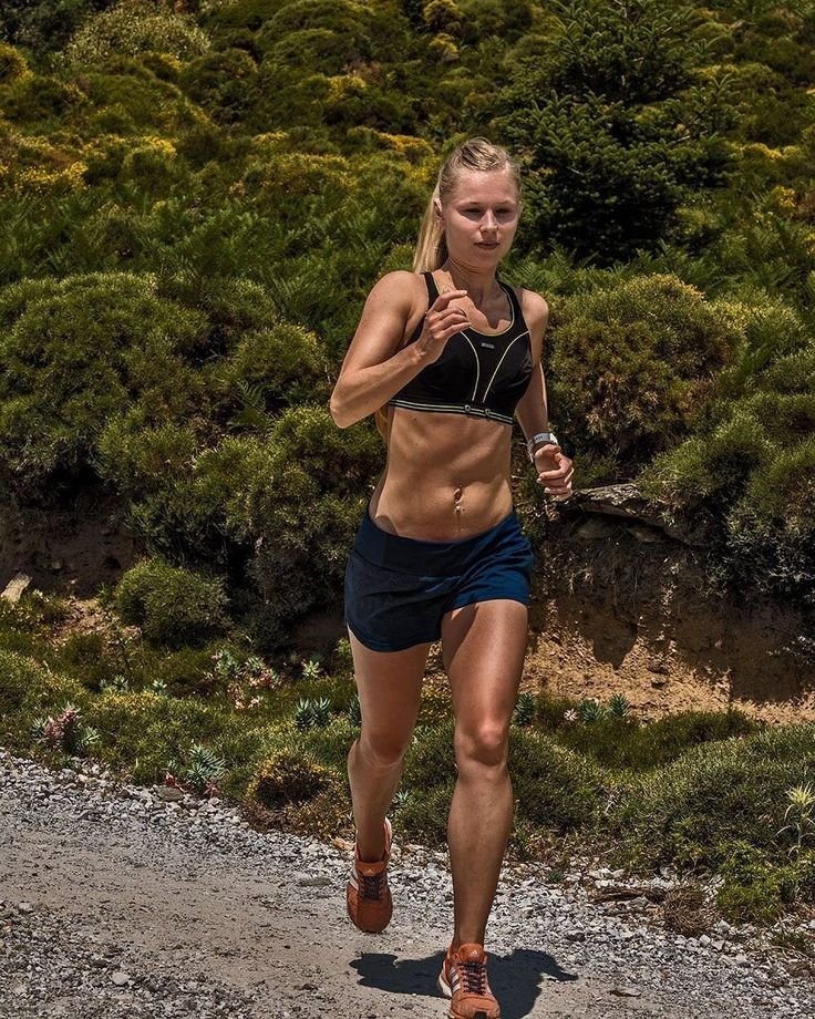 RunningOnX's tweet photo. "To settle is a choice, you can choose to #run after your dreams”

#ultrarunning #keeprunning #Running #Run #Runner #RunningLife #RunningMotivation #RunningGoals #RunnersLife #TrailRunning #Endurance #Quotes #Runningquote https://t.co/OGbdIUfGvj