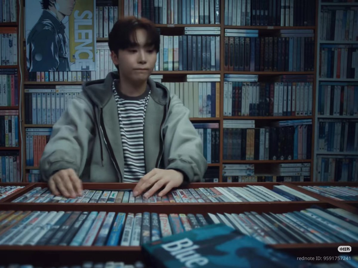 RChiless's tweet image. So before I delete my discord account and twitter account 

Ask me anything and I'll answer anything besides my phone number and my address 

( Some will react with art )