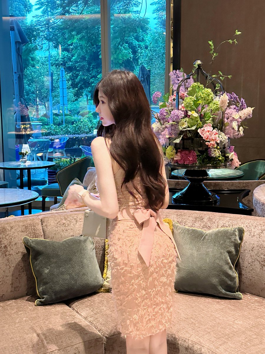 CFfpwj1WMAA7G-_.jpg, image size:900x1200