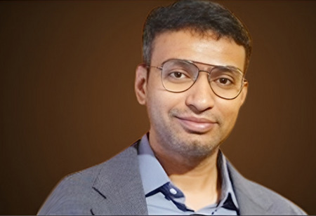 CEO__Insights's tweet image. Ravi Makwana Named Chief Marketing Officer at Vadilal Industries

@icecreamvadilal has recently welcomed Ravi Makwana as the new Chief Marketing Office.

Read More: lnkd.in/gNVAg7b7

#emotionalconnection #icecreammarket #leadershiproles