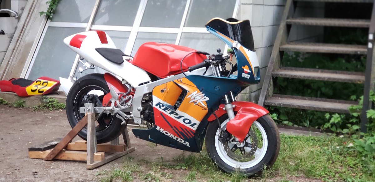 バイクも車も色揃って無いの多過ぎて泣いた 少しずつやります