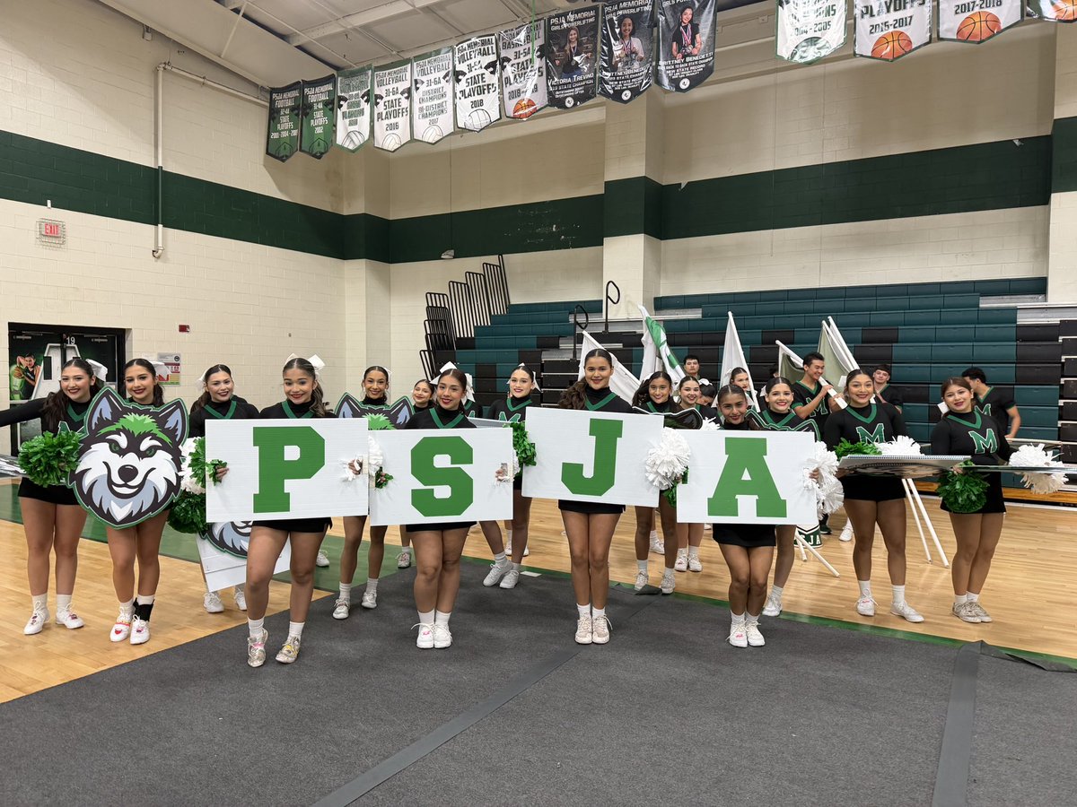 Wolverine Cheer 💚💕📣 tweet media