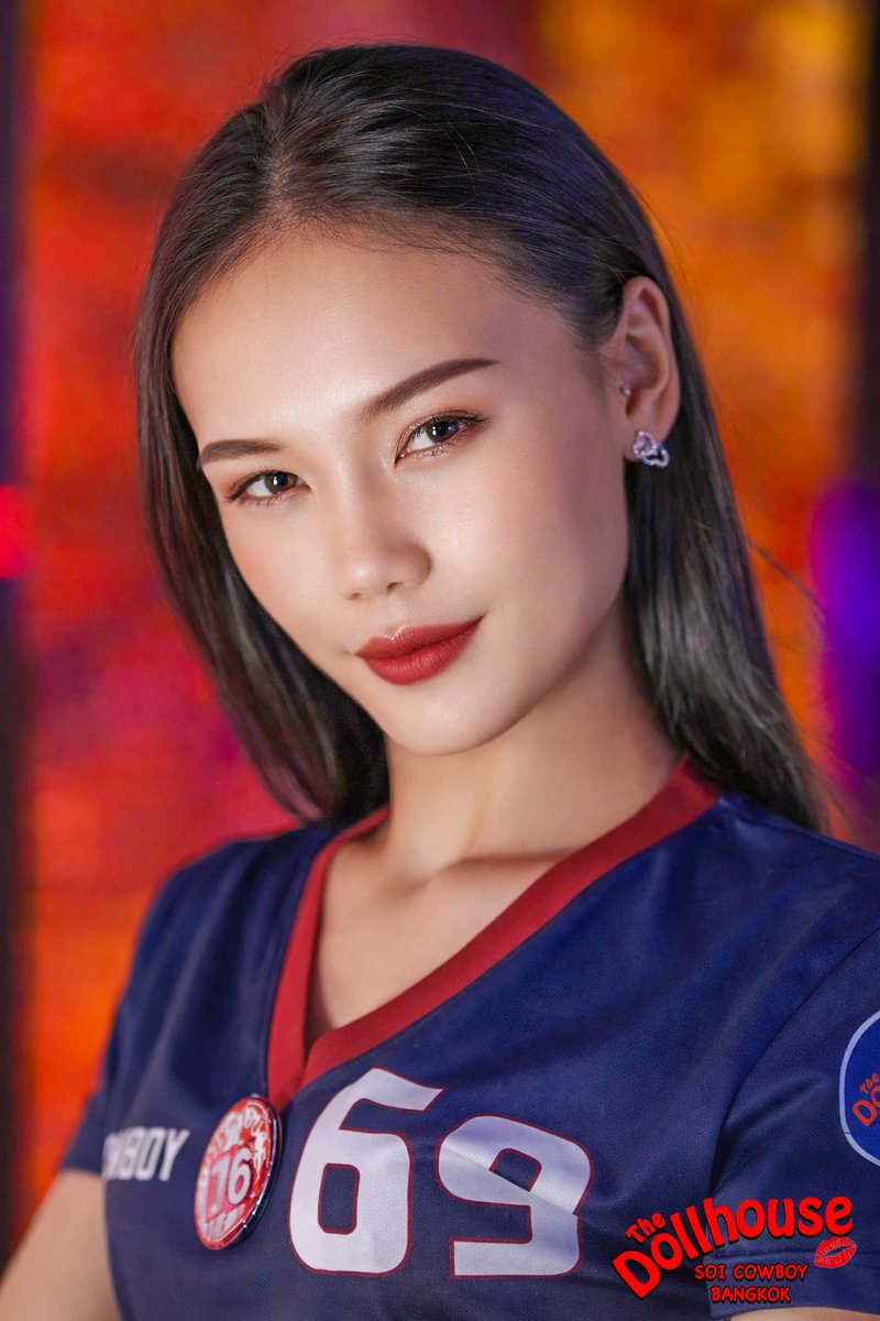 thedollhousebk's tweet image. Soi Cowboy wouldn’t be the same without The Original Dollhouse.