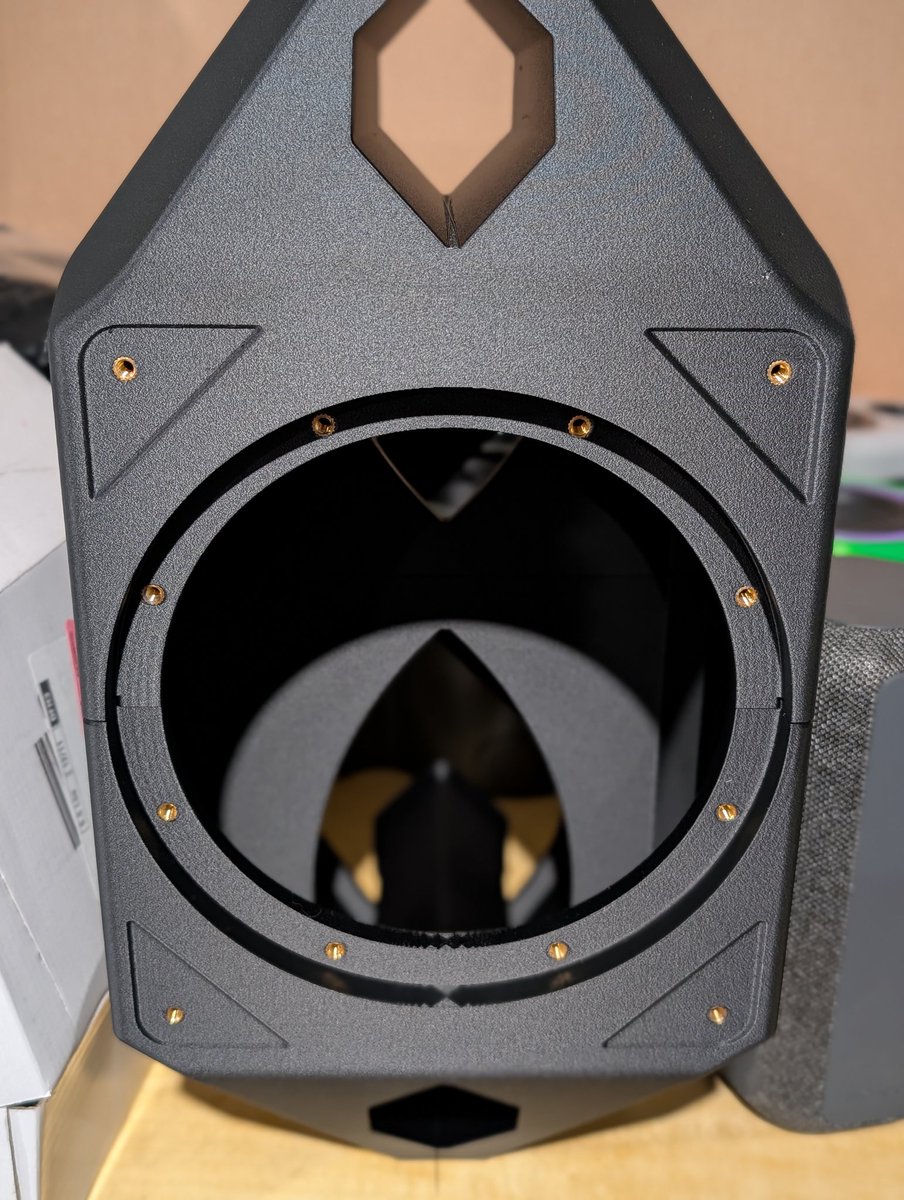 DepositionSound's tweet image. We love building 3D printed subwoofers! It's sad these threaded inserts get covered up. They look so pretty. 🖤💛🖤💛

Also, how about that junction in the middle!? It's air tight before gluing!

@Elegoo_Official Centauri Carbon 

@BambulabGlobal Black PETG-CF