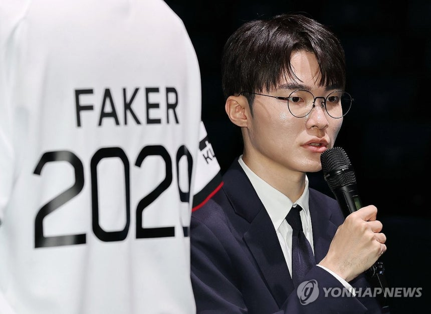 lol_soo9's tweet image. 기자간담회 상혁이
n.news.naver.com/mnews/article/…