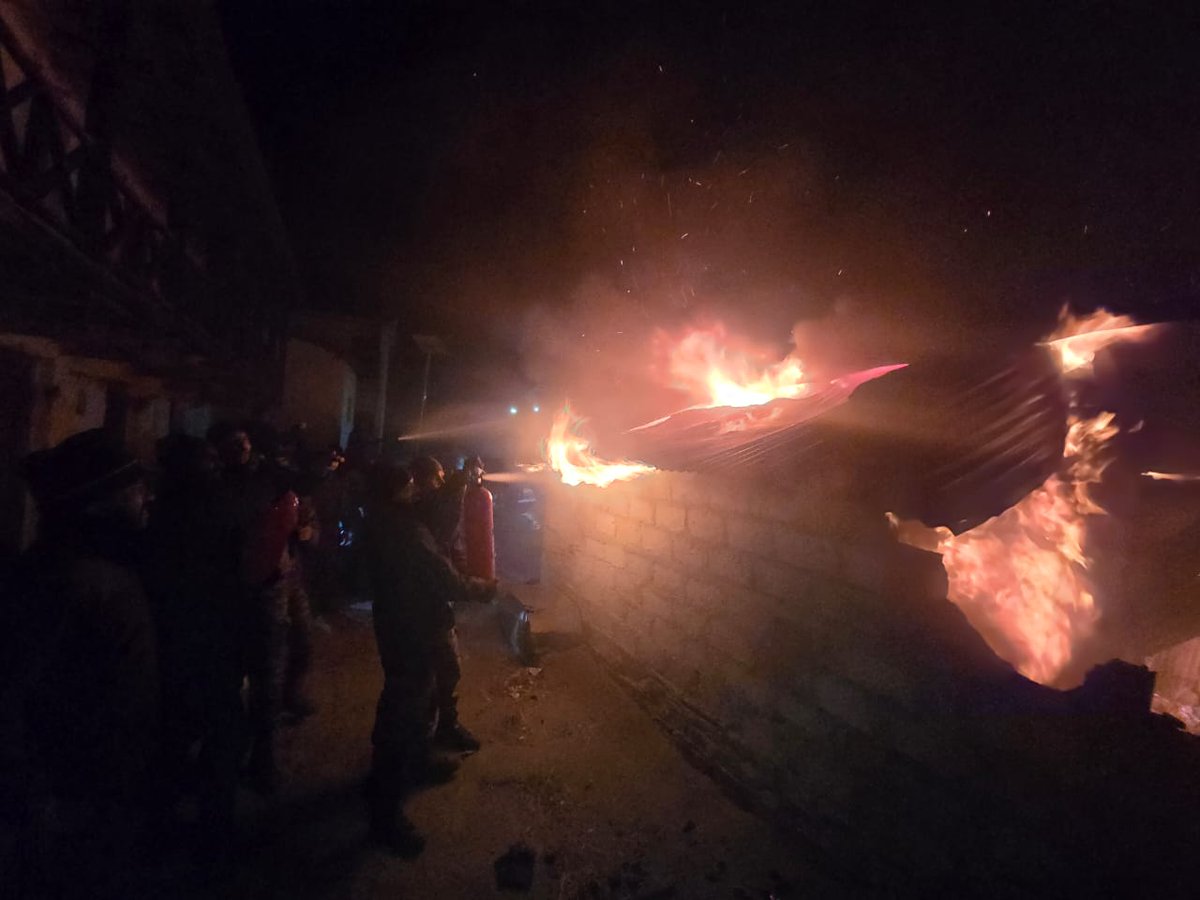 suryacommand's tweet photo. "𝗦𝘄𝗶𝗳𝘁 𝗥𝗲𝘀𝗽𝗼𝗻𝘀𝗲. 𝗟𝗶𝘃𝗲𝘀 𝗣𝗿𝗼𝘁𝗲𝗰𝘁𝗲𝗱"
When a sudden wildfire broke out at Village #Mehargaon in the remote #Niti area of #Uttarakhand, #IbexWarriors from #Malari responded immediately as first responders to assist the local community. Operating in challenging terrain and extreme weather conditions, troops moved swiftly to contain and douse the fire.
Through coordinated firefighting efforts and relentless action, the blaze was brought under control, preventing its spread to adjoining habitations and safeguarding lives, homes and critical local infrastructure. The timely response provided much-needed relief to residents and stabilised the situation in the affected area.
This prompt humanitarian action reflects the Indian Army’s deep bond with border communities and its unwavering commitment to serve and protect the nation and its people at all times.
#IndianArmy #SuryaCommand #UttarBharatArea #IbexBde #Uttarakhand #FirefightingHeroes
@adgpi
@ProDefLko
@PROdefprayagraj
@PIB_India
@HQ_IDS_India
@PRODefDehradun
@UBArea_IA