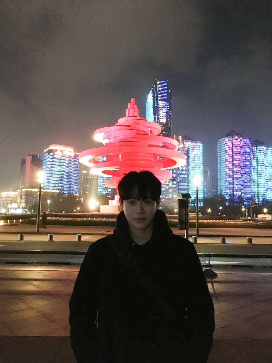 251218 공식 팬카페 #금동현 🎁