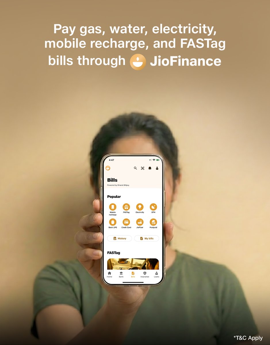 Meetings, errands, messages, reminders,  your mind is already doing a lot.

Bill payments shouldn’t be another thing to remember.
Clear all your bills in one place with JioFinance.

#JioFinance #JioFinanceApp #JioAppnapanForLife #BillPayments #MobileRecharge #UtilityPayments #Gas