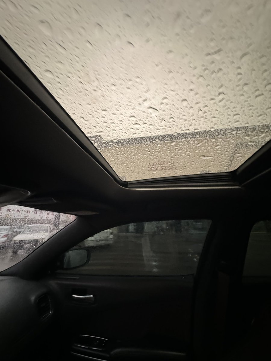 77Ld_'s tweet image. « أنت لا من قلت لي - لبّيه - .. لبى روحك
والله ان خيول جوفي تدّحم وتدابك

سارقٍ قلبي لكن ماقلت وش مصلوحك
جعل مابين المحاني فدوةٍ لـ ترااااابك »