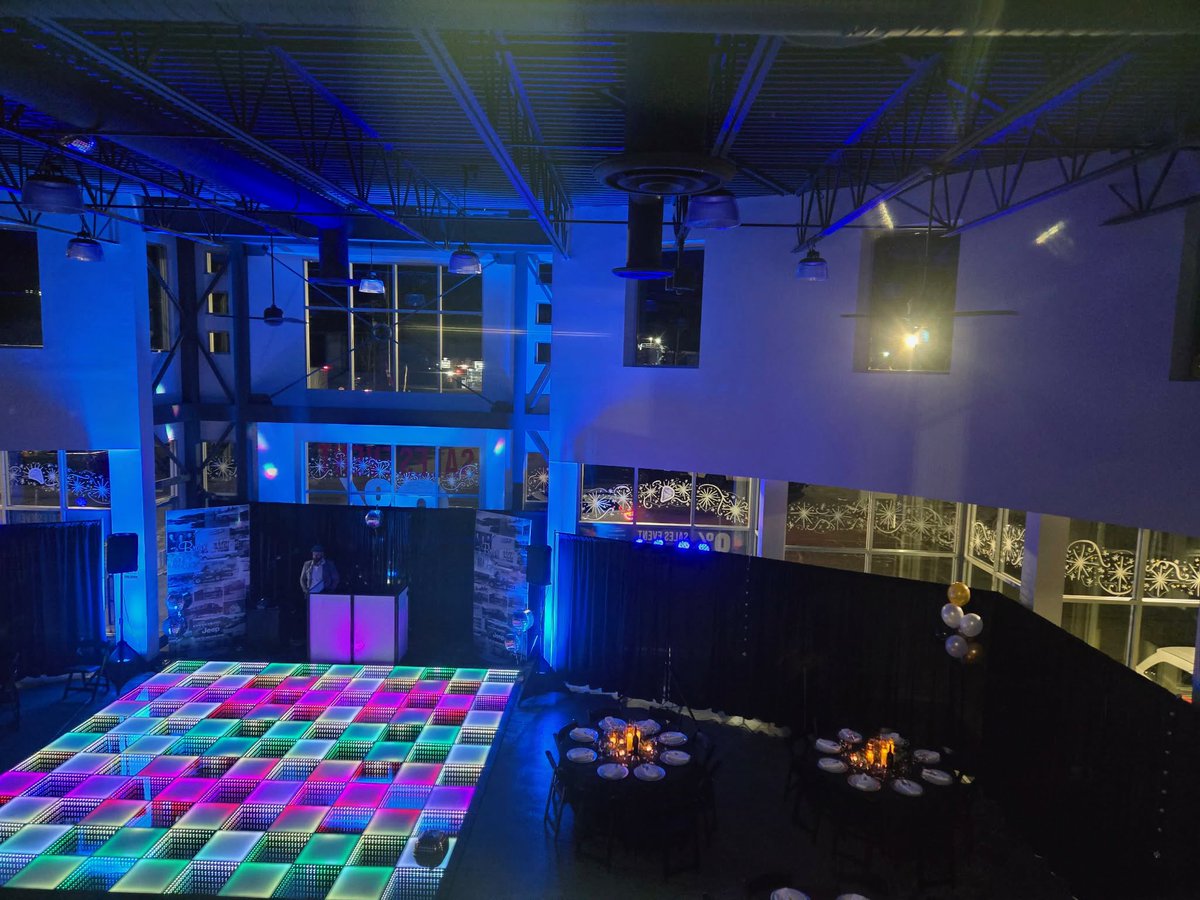 New LED Dance floor 20x20 making a statement in the room!