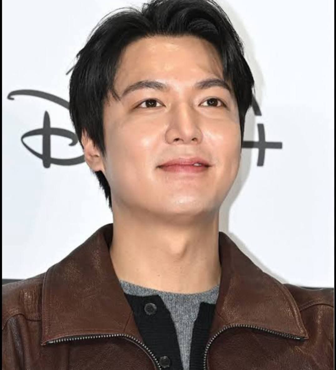 Dee's Korean Oppas tweet media