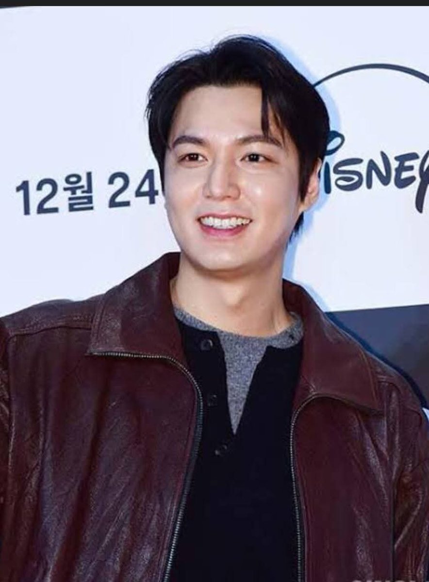 Dee's Korean Oppas tweet media
