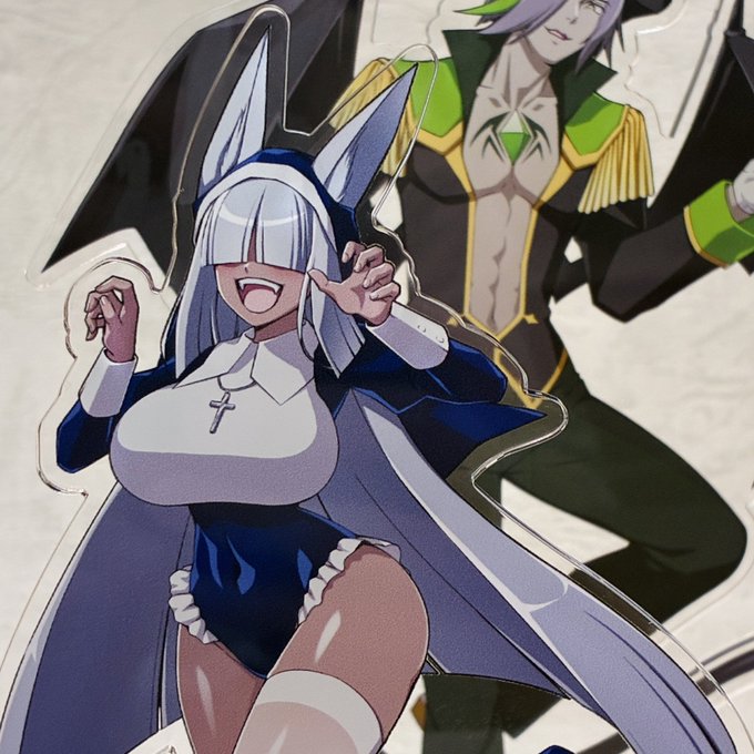 トリニティさん(@trinity_f_a_d )にC107向けアクスタを制作していただきました
頒布用にしっかりしたグッズを作るのは初めてでしたが、思った通りの仕上がりで大満足です!
ありがとうございました!

#好きを形にトリニティ 