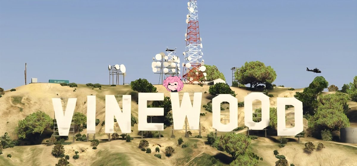 Missing Subject was last seen at the vinewood sign?

Something dosent seem quite right...