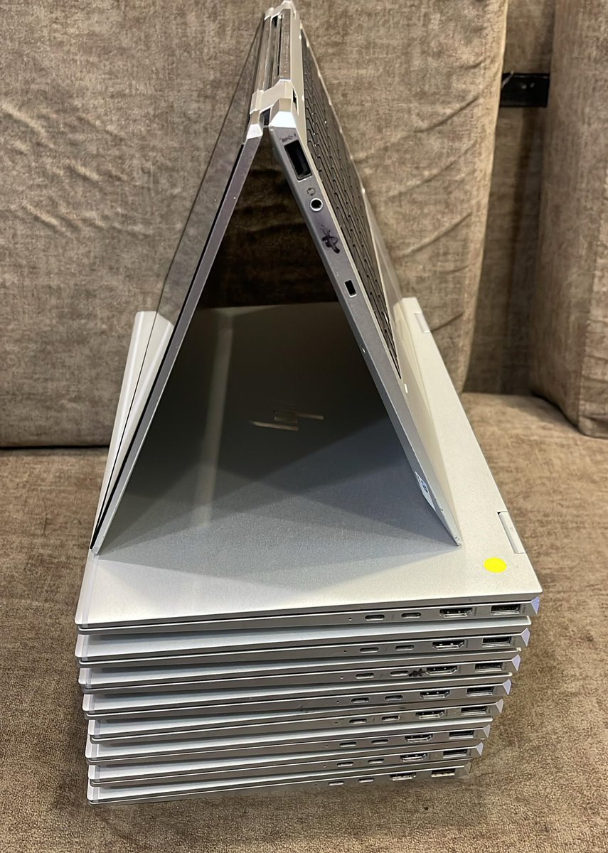 Hp Elitebook X360 1040 G8 
Processor: Intel Core i7(11th gen)
HDD: 512gb SSD
RAM: 32gb
Screensize: 14”
OS: Windows 11
Gem Cut
Backlit Keyboard Enabled 
FaceID Enabled
Fingerprint Enabled 

You can get this for N900k, DM <a href="/Igbalode_BS/">Igbalodé Benchmark Solutions</a> to get one today!

Kindly RT with ❤️