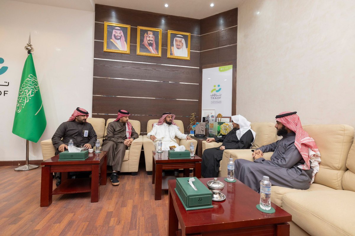 thamerelenezy's tweet photo. بحمد الله تعالى تسلمت شركتنا تقرير الشراكة المجتمعية مع جمعية تراؤف لرعاية الأيتام وهذه الشراكة هي إحدى مسارات الخدمة المجتمعية لدى الشركة https://t.co/YqqgwsWmI9