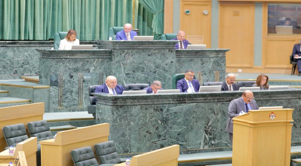 الأعيان يقر معدلي "التنفيذ الشرعي والجريدة الرسمية" كما وردا من النواب 