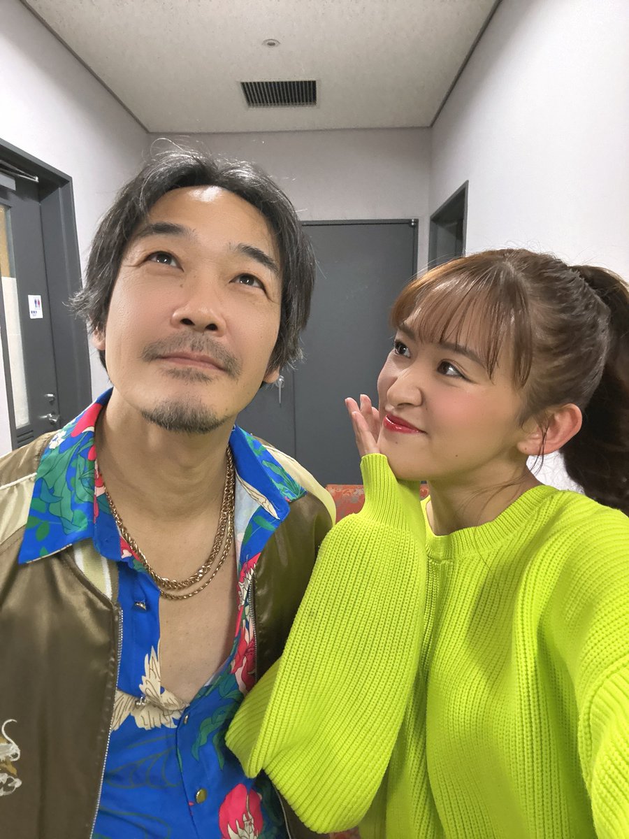 選ばれし姉妹とチンちゃんとリリーさん

お姉ちゃんとクリスマスコーデ決めました🎄

#LSB
#劇団ノーティーボーイズ