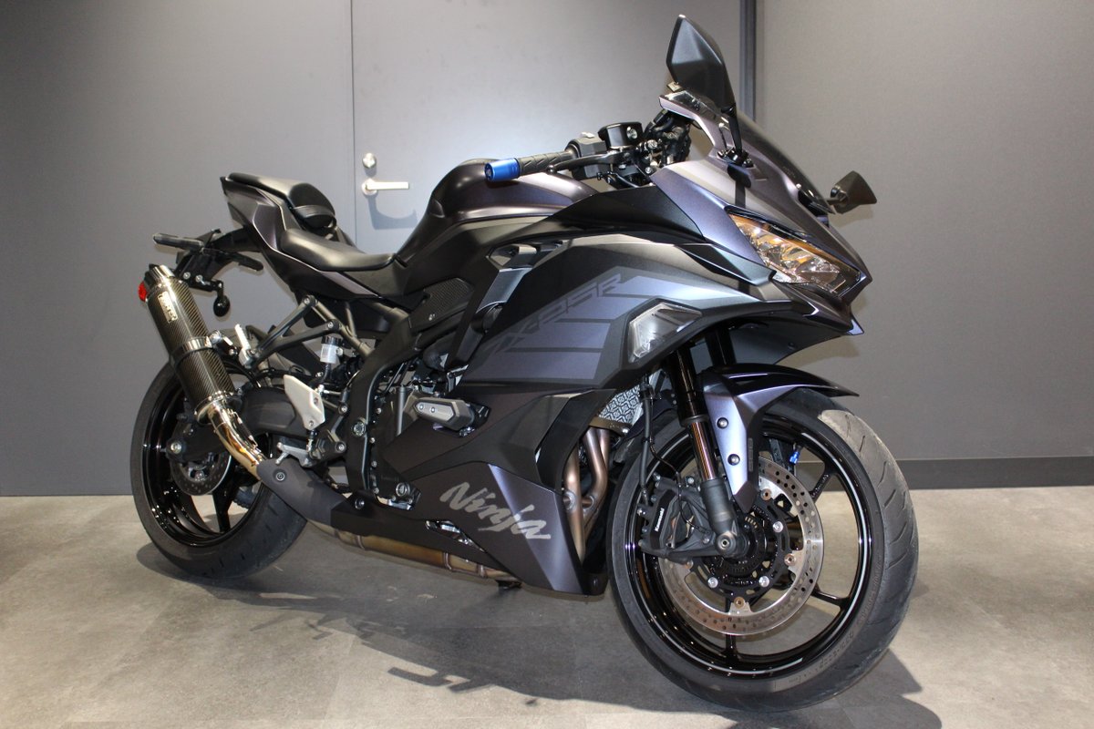 中古車両ご紹介/ 走行距離わずか2,757㎞！ 『Ninja ZX-25R SE（2025