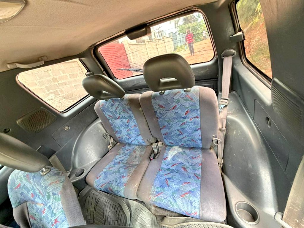 Eng_Matarra's tweet photo. RAV-4 OLD SHORT CHASSIS 🔥🔥
REG" #DKL
▪️Cc. 1990
▪️Full Ac 🌧
▪️Engine-3S
▪️Sport Rims 🛞
▪️Full Documents ✅️
#BEI - MIL 6.5
IPO DAR
CALL 📞 📲-0793022184
WHATSAPP-0719542184 https://t.co/wWxvMXl8uV