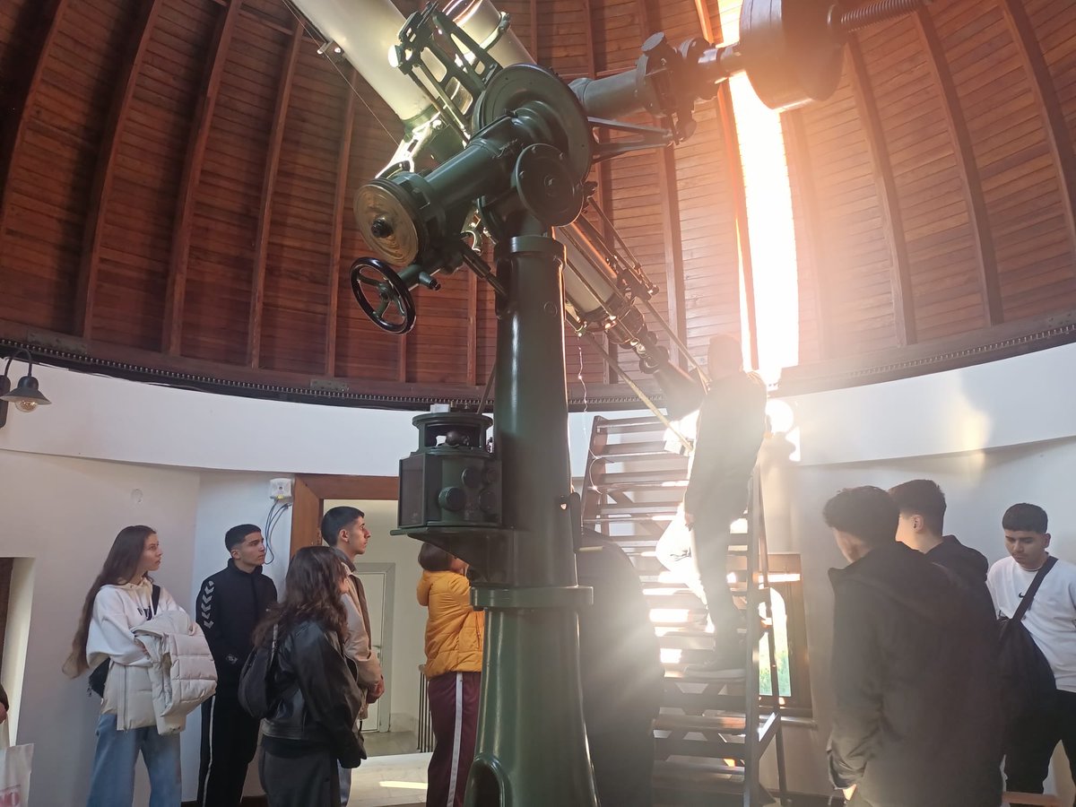 Nazimiye Şehit Mehmet Anadolu Lisesi’nden gelen öğrencilerimiz ve öğretmenlerimizin dünkü ziyareti Boğaziçi Üniversitesi Kandilli Rasathanesi ve Deprem Araştırma Enstitüsü’ne yapıldı. 
Öğrencilerimiz, deprem bilimi ve afet farkındalığı üzerine bilgiler edindiği verimli bir