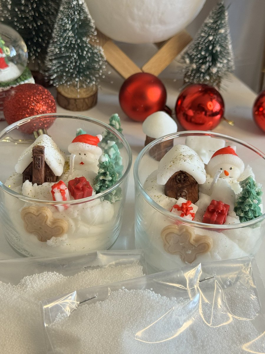 yeyucandles's tweet photo. Yılbaşı ruhu evine gelsin ister misin? 🎄🕯️

Bu minik kış köyü mumlarından 1 kişiye hediye etmek istiyorum 🤍

Katılmak için:
• Beğen ❤️
• RT 🔁
• Yorumlara “kış” yaz ❄️

Sonuç: 48 saat sonra ✨ https://t.co/kKzk3WXieR