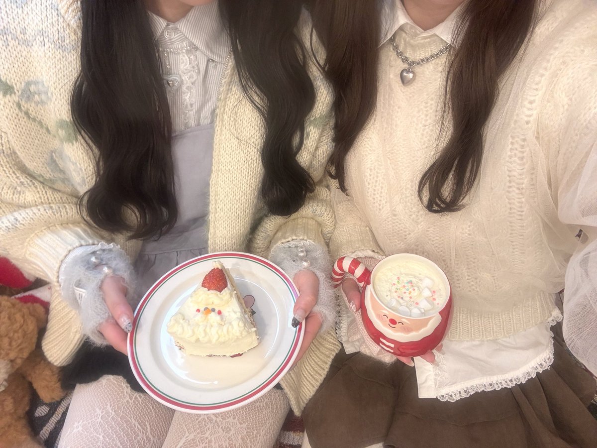 ᴴⁱⁿᵃ tweet media