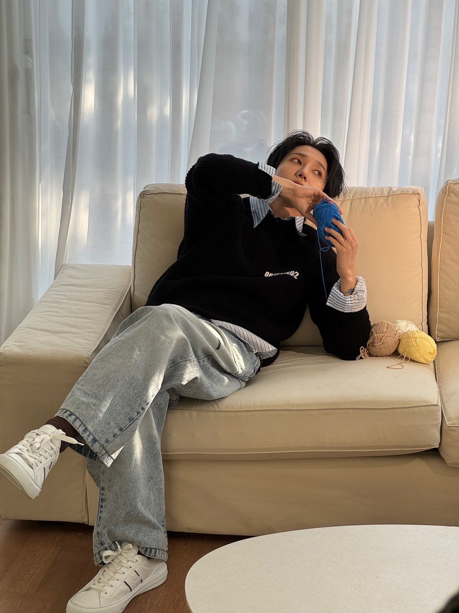 shfly3424's tweet image. 很快见哦 ~ 🎄 @YESUNG_smtown