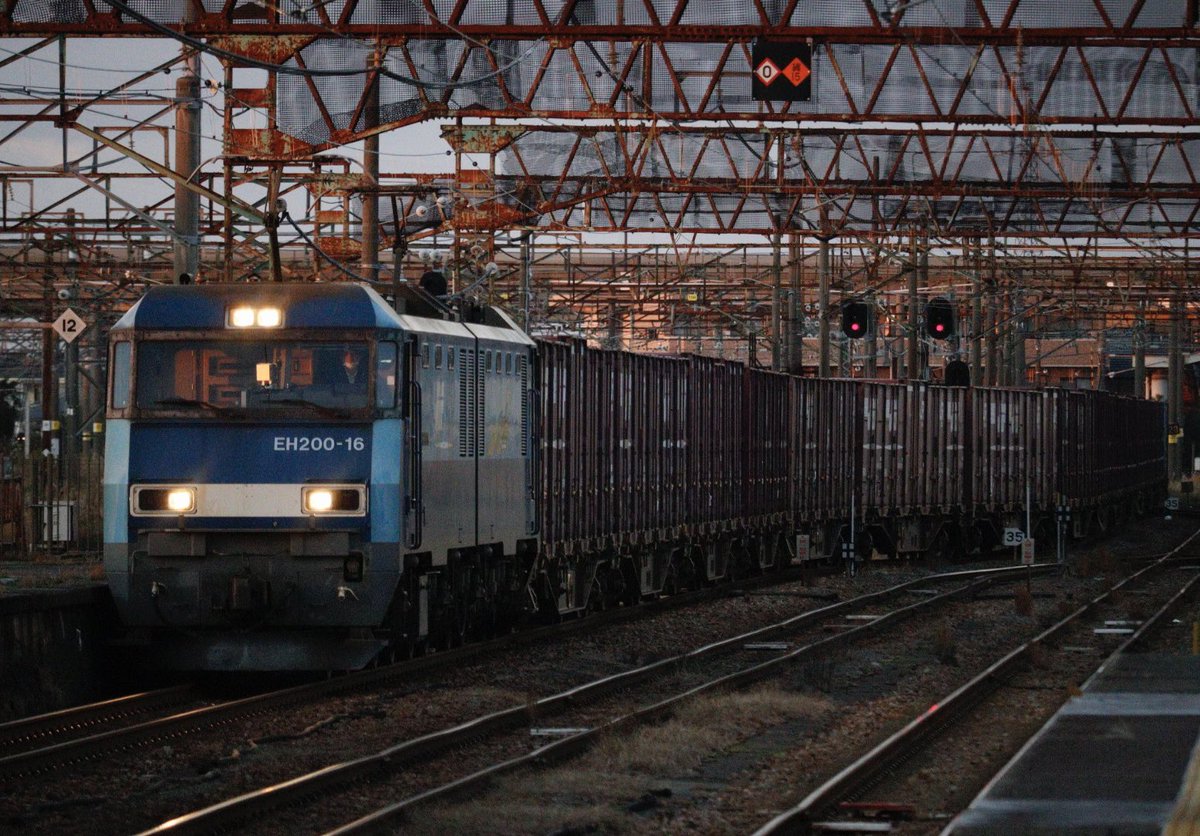 20251218 6082レ EH200-19